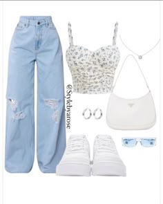 Latina Outfits, Look Legging, College Outfit, Casual Preppy Outfits, Trendy Outfits For Teens, Outfit Inspo Casual, Casual Day Outfits, Outfit Jeans