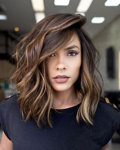 Shorter Hair, Dark Brown Hair Color, Shoulder Length Hair Cuts, Winter Hair Color, Haircut And Color, Haircut For Thick Hair, Mid Length Hair, Beauty Queen, Winter Hairstyles