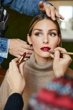 Navidad Outfit, Olivia Palermo Beauty, Rita Moreno, Bold Red Lips, Smink Inspiration, Red Lip