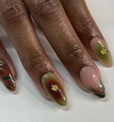 Nail Fall Inspiration, Simple Ethereal Nails, Earthy Nails Designs Short, Hippie Acrylic Nail Designs, Earthy Almond Nails, Light Aura Nails, Fantastic Mr Fox Nails, Earth Tones Nails, Hazel Nails