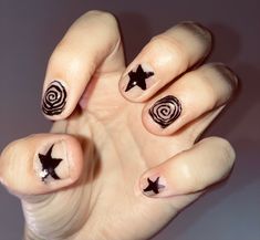 Alt Nails Easy, Halloween Design Short Nails, Male Nails Black, Black Nail Designs Grunge, Black Nails Men Design, Emo Nail Art Short, Goth Nails Short Natural, Mens Nails Ideas