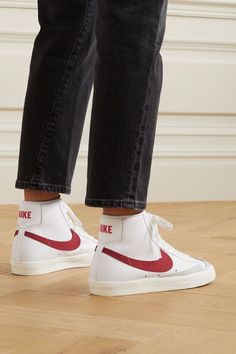 Nike Blazer Outfit Men, Vans Mid, Nike Blazer Outfit, Nike Blazer Mid 77 Outfit, Nike Blazers Outfit, Blazer Mid 77 Vintage, Sneaker Outfits, Sneaker Trend, Dr Shoes