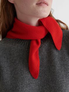 What Is the "Unexpected Red Theory" and Why Is It Taking Over Fashion? | Who What Wear UK Triangle Scarf Outfit, Theory Fashion, Scarf Aesthetic, Simple Winter Outfits, Scarf Outfit, Monochrome Outfit, Sweater Layering, Poppy Red, Winter Outfit Inspiration