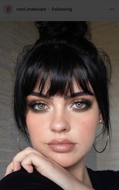 Boho Makeup, Hair Dos, Makeup Inspo, Dark Hair, Skin Makeup, Green Eyes, Maquillaje De Ojos, Makeup Inspiration, Wedding Makeup