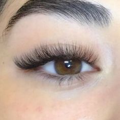 Natural Fake Eyelashes, Facial Routine Skincare, Lashes Fake Eyelashes, Lash Designer, Cat Eye Lash, Natural Eyelash Extensions, Volume Eyelash Extensions