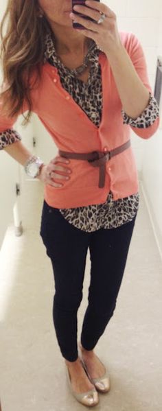 leopard Coral Cardigan, Mode Shoes, Looks Chic, Style Tips, Work Attire, Looks Style, Mode Inspiration, The Mirror, Girly Girl