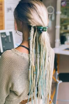 Half Dreaded Hair, Half Dreads, Synthetic Dreadlocks Extensions, Partial Dreads, Single Ended Dreads, Dreadlocks Girl, Blonde Dreads, Dreadlocks Extensions, Dread Braids