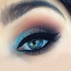 Instagram: _tiarni_ Teal Cottage, Baby Shower Makeup, Baby Shower Hair, Teal Eyeshadow, Teal Makeup, Teal Eyes, Make Up Eyes, Samantha Wedding