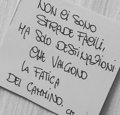 a piece of paper with writing on it that says no gio sou strade folli