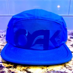 New! Oakley Mark Ii 5 Panel Hat - Custom Fit - Flat Brim - Color Blue Ozone Blue 5-panel Summer Hats, Blue Snapback Hat For Summer Outdoor Activities, Blue Snapback Hat With Short Brim For Summer, Blue Flat Bill Baseball Cap For Spring, Blue Flat Brim Baseball Cap For Outdoor Activities, Blue Flat Bill Hats For Spring, Blue Summer Snapback Hat With Short Brim, Blue 5-panel Hat For Outdoor Activities, Blue Short Brim Snapback Hat For Spring