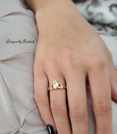 Gold Claddagh Ring, Love & Friendship, 14k Heavy Plated Gold Claddagh Heart Ring, Diamond Cut Claddagh Ring for Women, Best Friend Ring
#GiftForGirls #14kGoldRings #IrishJewelry #14kGoldCladdagh #GoldRings #WomensRing #14kGoldJewelry #CladdaghRing #CladdaghHeartRing #GiftForWomen Gold Claddagh Ring Women, Best Friend Ring, Gold Claddagh Ring, Authentic Gold, Friend Rings, Claddagh Ring, Friend Jewelry, Best Friend Jewelry, Claddagh Rings