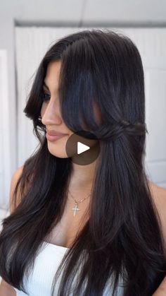 Hack Hairstyle, Maria Aiello, Hippie Sabotage, Devil Eyes, Devil Eye, Curtain Bangs, Summer Hairstyles, Hair Hacks, Hair Ideas