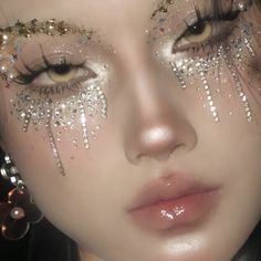 Graphic Makeup, Rave Makeup, Unique Makeup, Eye Makeup Designs, Fancy Makeup, 11k Followers