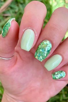 St Patrick’s Day Nails St Patricks Nail Designs, Irish Nails, Saint Patrick Nail, St Patricks Day Nails, Art Designs Ideas, Coffin Nails Long, Dipped Nails, Fancy Nails, Types Of Nails