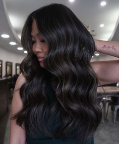 Ash Brown Waves with Baby Lights Dark Brown Hair With Ashy Babylights, Neutral Brown Highlights On Dark Hair, Dimensional Black Hair, Burnett Hair, Black Hair Ideas, Black Hair Ombre, Hairstyles Design, Black Hair Balayage, Dark Brunette Hair