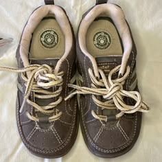 Genuine Leather New With Tags Toddler Size 9 Sneakers. From Smoke Free Home. Casual Brown Sneakers With Soft Sole, Buster Brown Shoes, What Should I Wear Today, Buster Brown, Shoe Wishlist, Brown Leather Shoes, Design Shoes, Highlight Cover, Brown Shoes