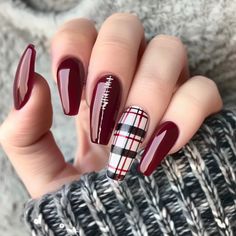 40 Fall Plaid Nails That Are Majorly Trending Right Now November Plaid Nails, Simple Plaid Nails Fall, November Into December Nails, December Nails Colors, Simple Plaid Nails, Maroon Plaid Nails, Plaid Fall Nail Designs, Tartan Nail Art, Brown Plaid Nails