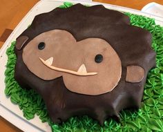 there is a cake that looks like a monkey