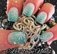 This would be great for winter :) Turquoise Winter Nails, Turquoise Christmas Nails, Christmas Nails2022, Winter Nail Art Snowflakes, Anc Nails, Christmas Snowflakes Nails, Snowman Nails, Sweet Nails