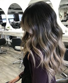 Rooty Bronde, Root Melt Brunette To Blonde, Grown Out Balayage, Hair Color Melt, Root Melt, Brunette Ombre, Mushroom Hair, Balayage Hair Color, Bronde Balayage