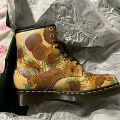 Purchased In Las Vegas At The Dr Martens Store In Fashion Show Mall For My Daughter. It’s Hard To Buy For A Teen And She Didn’t Love Them. They Are Super Cool With One Of The Prettiest Types Of Flowers On Them Ever. These Will Last Forever (I Still Have My Floral Docs From The 90s And They Only Get Better Over Time In My Opinion. Dr. Martens New, With Box Color Tng Sunflowers Multi Size Women's 8 Leather Upper The National Gallery Uk Collaboration With Dms Even The Box Is Fabulous Questions? Lea Sunflower Doc Martens, Orange Doc Martens, Patterned Doc Martens, Yellow Dr Martens, Flowery Doc Martens, Sunflower Boots, Dr Martens Store, Moto Boots, Types Of Flowers