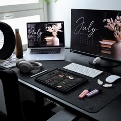 Aesthetic study space Accountant Home Office Ideas, Desk Spaces, Office Styling, Organized Office, Work Desk Decor, Study Desk Decor, Work Office Decor, Cozy Home Office, Medical Careers