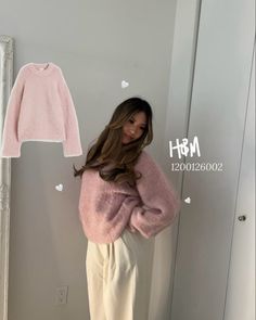 Outfit With Sweatpants, Pink Sweatpants Outfit, Sweater And Sweatpants, Beige Sweatpants, H&m Sweatpants, Sweats Outfit, 2023 Pink, Pink Sweaters, Pink Sweat