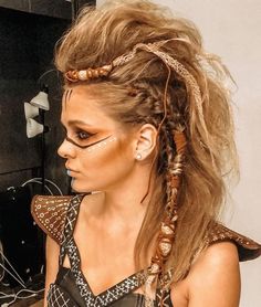 Viking Woman Hair, Female Viking Hair, Goth Blazer, Viking Halloween Costume, Mundo Hippie, Carnaval Outfit