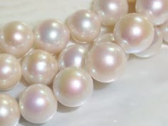 These are natural pearls, pretty soft lilac pink pearls that are not dye but totally natural. These are elegant, classic, lustrous with a tint of Pink!  Color : Light Pink Lilac Grey - Natural color - Not dye Luster: highest sheen and luster Nacre: lustrous and thick nacre Blemish: 95% - 96% clear Shape : Round (Not perfect like glass pearl) Size: 8.5-9.5mm,standard hole=0.5, use 24 gauge wire Listing:  8" strand with 22-23 pearls - pearls may come loose 65.00 - 20% More Pearls: http://www.etsy. Pearl Color Aesthetic, Pink Pearl Aesthetic, Pearl Reference, Pearl Painting, Aesthetic Pearls, Pearls Aesthetic, Buy Pearls, Iridescent Pearl