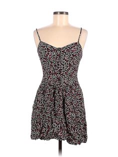 Divided by H&M Casual Dress Size: 8 White Dresses - used. 100% Viscose, Mini, Square, Print, Short, Sleeveless | Divided by H&M Casual Dress: White Print Dresses - Size 8 H&m Dresses 2022, H&m Women Dresses, H&m 2010 Dress, Casual Dress White, Black Floral Dresses, White Print Dress, Casual White Dress, Black Dresses Casual, Square Print