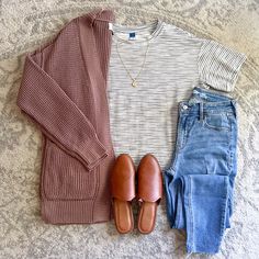 Teacher Fall Outfits, Casual Rainy Day Outfit, Summer Casual Outfits, Casual Outfit Inspiration, Stripe Tee, Teacher Style, Jeans Outfit