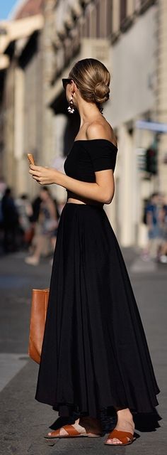 Sukienki Maksi, Rok Outfit, The Sartorialist, Skirt Tulle, Fest Outfits, Outfit Chic, College Girl, Outfit Trends, Skirt Mini