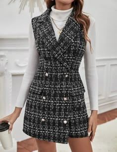 Vest Dress Outfit, Tweed Suit Women, Casual Classy Outfits, Vest Outfits For Women, Professional Outfits Women