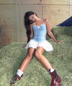 Cindy Kimberly Outfits, Cowgirl Photoshoot, Dream Land, Wrong Number, Cindy Kimberly, Americana Fashion, Metallic Dress, Latest Outfits, Night Outfits