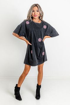 fall fashion, fall outfits, knee-high boots, sweater, knit, maxi dress, fall ootd, mini dresses, shackets, jackets, denim, jeans, belts, cozy, plaid, houndstooth, t-shirt dress Tee Shirt Dresses, Sequin T Shirt, Sequin T Shirt Dress, Fall Ootd, Big Smiles, Ootd Fall, Crew Cut, Crew Cuts, Tee Shirt Dress