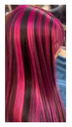 Red And Blonde Skunk Hair, Pink Hair With Black Highlights, Pink Skunk Highlights, Draculara Hair Dye, Hot Pink Highlights In Black Hair, Skunk Hair Pink, Black And Magenta Hair, Pink Highlights On Brown Hair, Black And Pink Hair Ideas