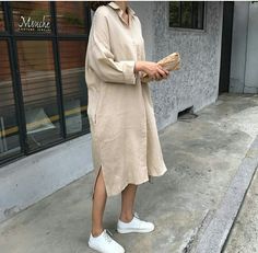 Minimal Stil, Minimal Monochrome, Minimalist Moda, Linen Outfit, Cooler Style, Linen Fashion, Oversized Jumper, Hijab Chic