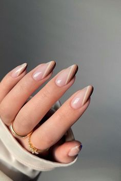 Fall Almond Nails, Acrylic Nails Almond Shape, Fall Nail Inspo, Nails Gradient, Manicured Nails, November Nails, Fall Gel Nails, Nails Colors