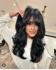 Long Bangs With Layers, Black Hair With Bangs And Layers, Medium Layered Hair With Curtain Bangs, Hairstyles For Oval Face Shape, Hairstyles For Oval Face, Dark Hair Color Ideas, Dark Hair Color, Fall Haircuts, Oval Face Shape