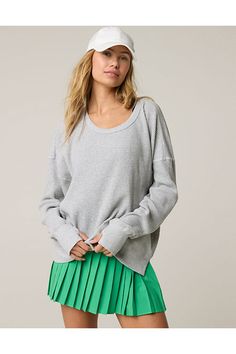 THE LOOK: Ultra-textured waffle knit./THE FEEL: Soft cotton with extra str-e-e-e-tch./THE MOVES: Throw-on-and-go!/Accessibility deets: over-the-head access for easier on/off! Aerie Outfits, Aerie Clothing, Boot Cut Leggings, Offline By Aerie, Bra Dress, Sports Skirts, Christmas 2024, Lace Bralette, Lace Tops