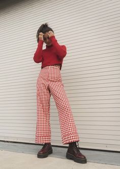 Fun But Professional Outfits, Fall Quirky Outfits, Sock Sandals Outfit, Professional Colorful Outfits, Fashion Inspo Outfits Colorful, Funky Feminine Style, Funky Winter Fashion, Professional Halloween Work Outfit, Red And Green Outfit Ideas