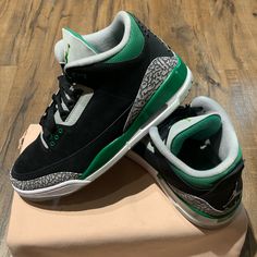 The Air Jordan 3 Retro Pine Green Combines Og-Style Color Blocking With Updated Materials. Black Textured Nubuck Replaces Traditional Leather Construction On The Upper, Which Is Enlivened With Verdant Green Accents On The Molded Eyelets, Perforated Leather Collar, And Embroidered Jumpman Branding Atop The Tongue. 100% Authentic Nike Product. Purchased At Nike Retailer. Brand New Without Original Box. Replacement Box Will Be Provided. Size 13 Green Basketball Shoes With Air Cushioning And Round Toe, Green Leather Basketball Shoes With Air Cushioning, Jordan 3 Pine Green Outfit, Fits With Jordan 3 Pine Green, Green Low-top Air Jordan 4 Sporty, Green Basketball Shoes With Speckled Midsole, Green High-top Custom Sneakers With Air Cushioning, Green High-top Basketball Shoes With Speckled Midsole, Green Lace-up Basketball Shoes With Air Cushioning