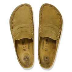 Naples Suede Leather Outdoor Slip-on Loafers With Rubber Sole, Classic Slip-on Clogs With Cushioned Footbed, Classic Slip-on Clogs With Rubber Sole, Slip-on Plain Toe Casual Mules, Casual Slip-on Plain Toe Mules, Casual Slippers With Removable Insole And Plain Toe, Slip-on Clogs With Rubber Sole And Plain Toe, Classic Suede Clogs With Rubber Sole, Classic Slip-on Moccasins With Vibram Sole