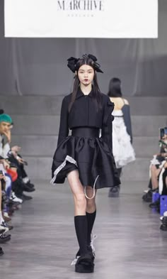 Angel Chen, Shushu Tong, Punk Street Style, Ski Style, Casual Day Dresses, Fashion Figures, Mood Board Fashion, Fairy Grunge, Fashion Design Clothes