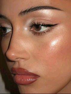 #cindykimberly Storm Makeup, Natural Makeup Styles, No Make Up Make Up Look, Korean Natural Makeup, Natural Makeup Style, Mob Wife Aesthetic, Pale Makeup, Maquillage On Fleek, Natural Prom Makeup