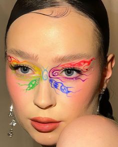 Spring Makeup Looks Creative, Pride Eyeliner Looks, Creative Pride Makeup, Pride Make Up Looks, Makeup For Pride, Pride Makeup Looks, Pride Makeup Ideas, Lgbtq Makeup, Makeup Pride