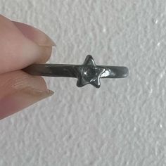 Never Worn Hot Topic Tiny Star On The Ring Silver Ring Jewelry Hot Topic Rings, Sterling Silver Star-shaped Promise Ring, Rings Hot Topic, Y2k Style Silver Star Jewelry, Sterling Silver Star-shaped Rings, Rock Princess, Mazzy Star, Princess Ring, Tiny Star