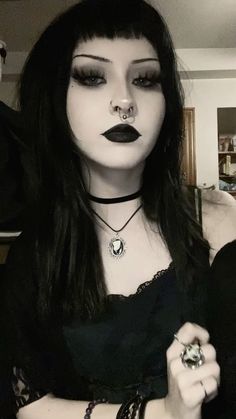 Rock Makeup, Makeup Help, Unique Makeup, Goth Women