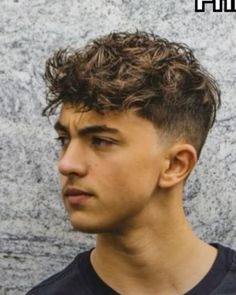 Teen Boys Curly Haircut Trendy, Taper Cut Men, Teen Boy Curly Haircut, Teen Boys Haircut Trendy, Boys Curly Haircuts, Trendy Boys Haircuts