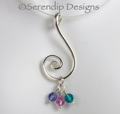 Argentium Silver Spiral Mothers Pendant by SerendipDesignsJewel, $36.00 Organic Pendant, Bijoux Fil Aluminium, Jewerly Making, Couple Necklaces, Diy Wire Jewelry, Wire Work Jewelry, Diamond Cross Pendants, Mothers Necklace, Handmade Wire Jewelry